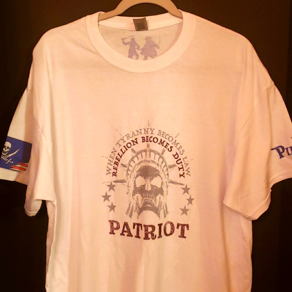 Patriot tee